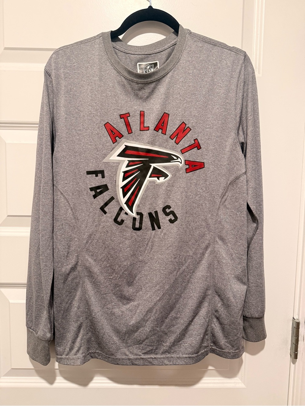 NFL Atlanta Falcons Long Sleeve Shirt - Gray with Red & Black Logo